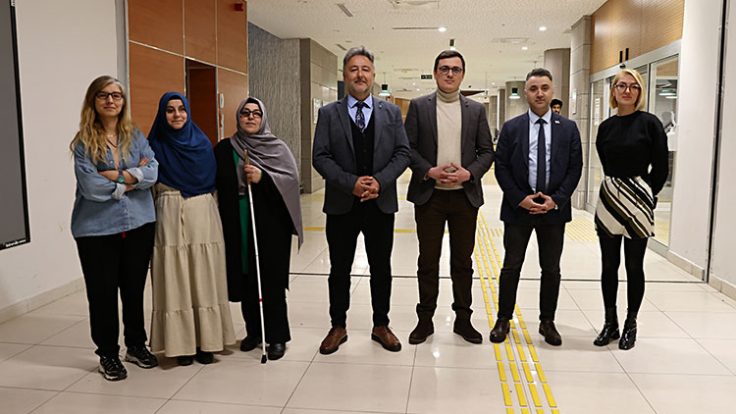 Görme Engelli Bireyler İçin Kitaplar Dijital Hale Getiriliyor