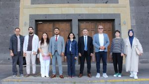 Eğitim-Öğretim Koordinatörlüğü ile Kütüphane ve Dokümantasyon Daire Başkanlığı Arasında Eş Güdüm ve Paylaşım Toplantısı