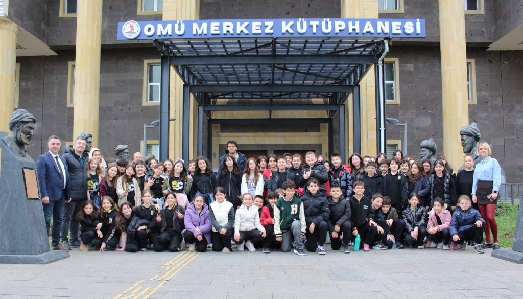 Özel Büyük Samsun Koleji Öğrencilerinden OMÜ Merkez Kütüphaneye Anlamlı Ziyaret