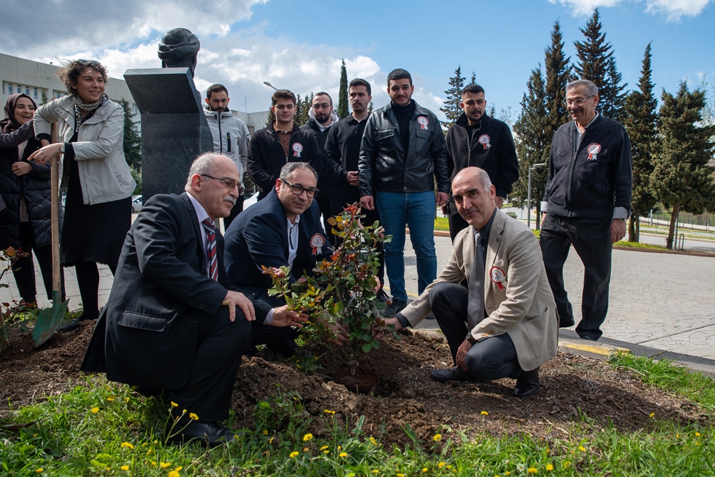 OMÜ’de 62. Kütüphane Haftası ”İyileştiren Kütüphaneler” temasıyla kutlandı