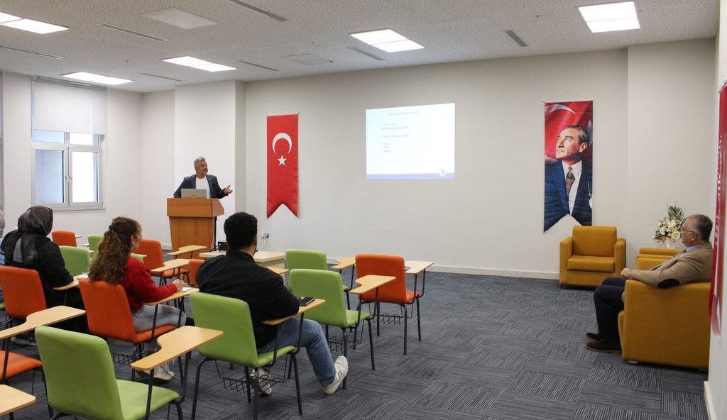 OMÜ Kütüphanesinde Bilgi Okuryazarlığı Eğitimlerinin Üçüncüsü Gerçekleştirildi